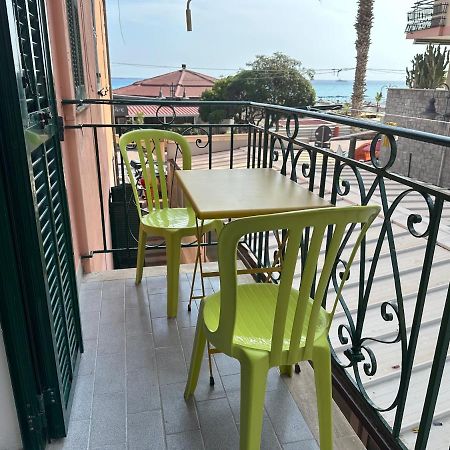 벤티밀리아 Casa Angela Vista Mare 아파트 외부 사진