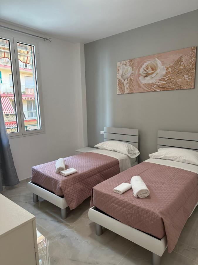 벤티밀리아 Casa Angela Vista Mare 아파트 외부 사진