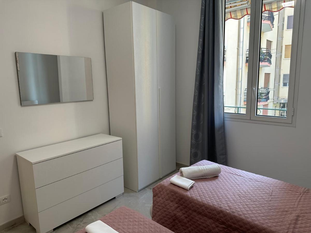 벤티밀리아 Casa Angela Vista Mare 아파트 외부 사진