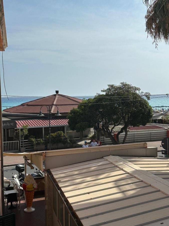 벤티밀리아 Casa Angela Vista Mare 아파트 외부 사진